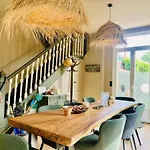 Villa8pers 3'piedplage Pleincentre Piscine Parking Wifi Villa