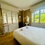 Villa Villa8pers 3'piedplage Pleincentre Piscine Parking Wifi *