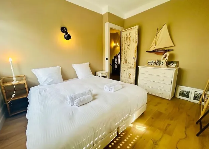 Вилла Villa8pers 3'piedplage Pleincentre Piscine Parking Wifi Аркашон